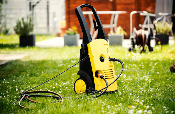 Best Driveway Pressure Washing  in Gibbstown, NJ